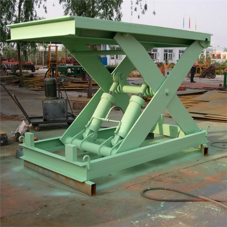 Plataforma elevadora de tijera fija para transporte de madera