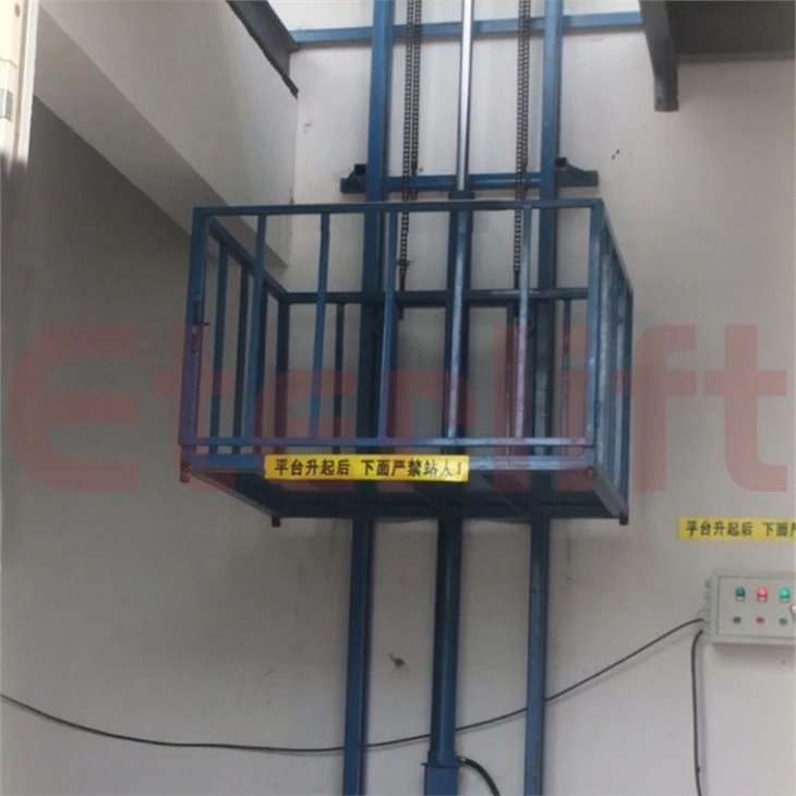 Warehouse Small Goods Lift