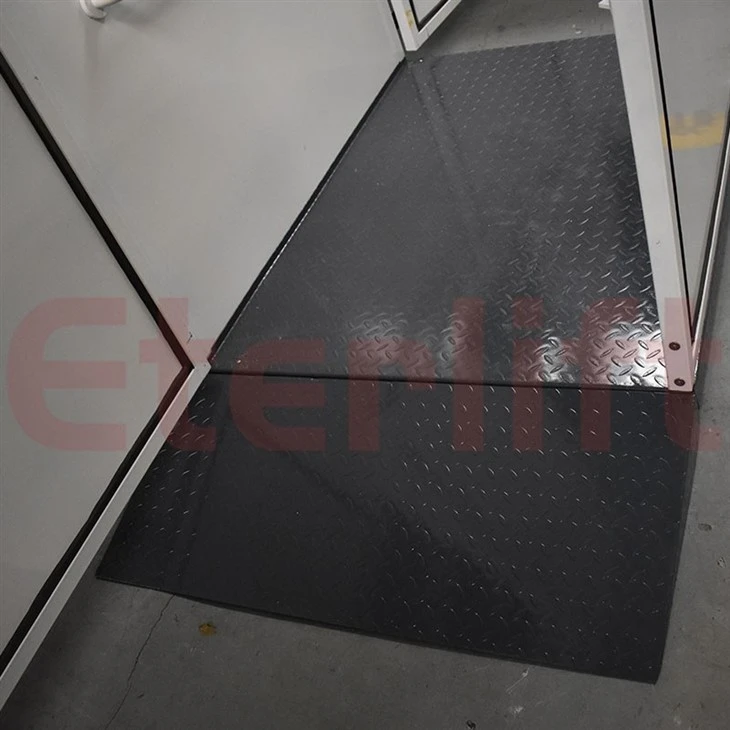 Vertical Platform Lift